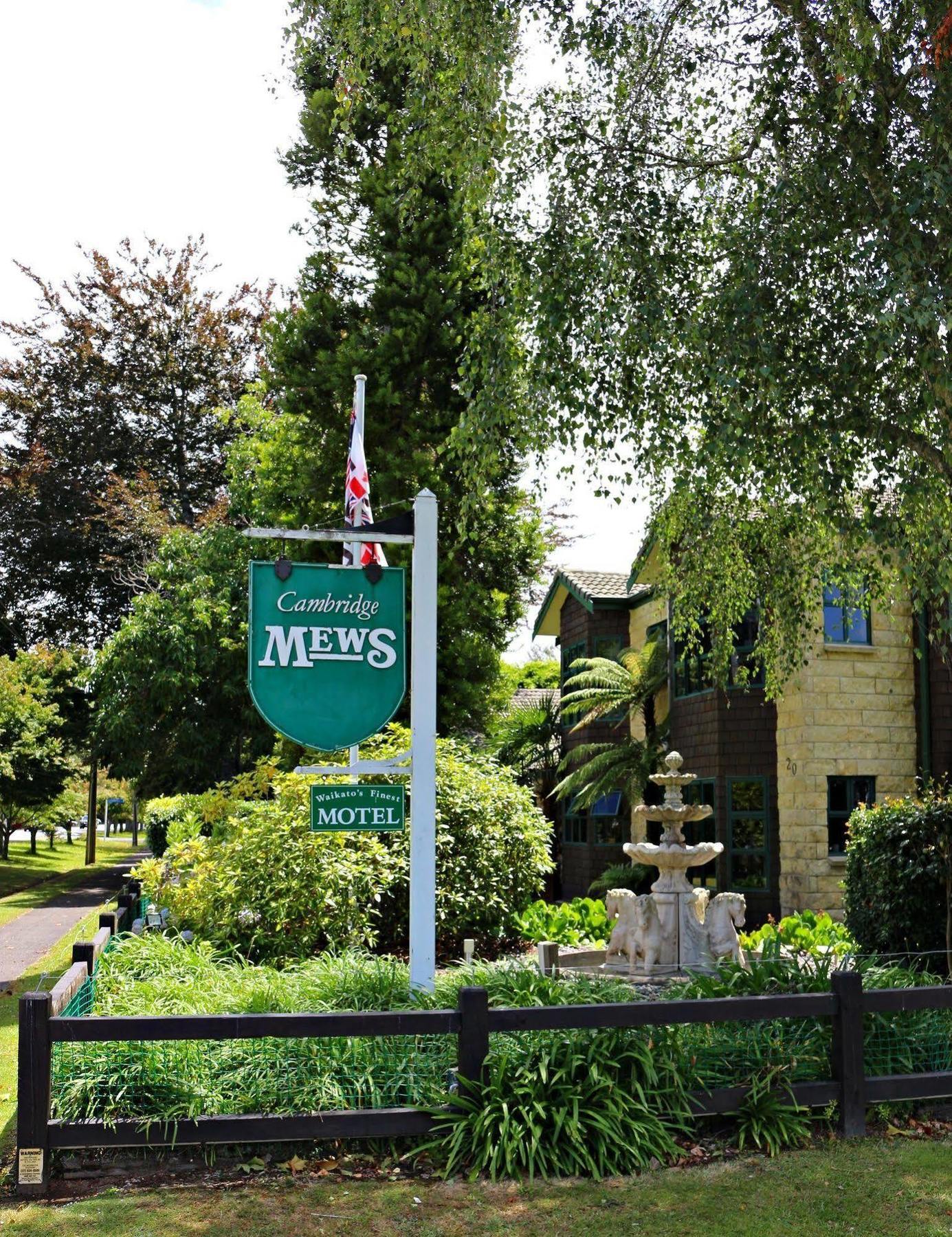 Mews Motel Cambridge