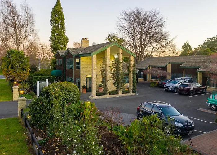 Cambridge Mews Motel